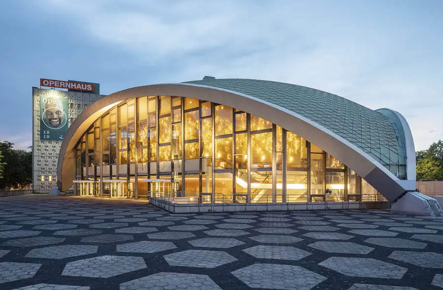 Оперный театр (Opernhaus Dortmund)