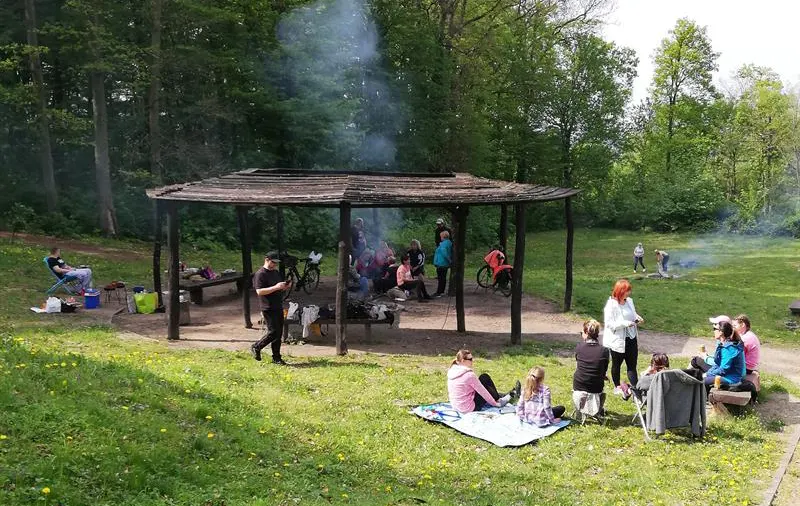 Место для гриля в Щецине где можно пожарить шашлык